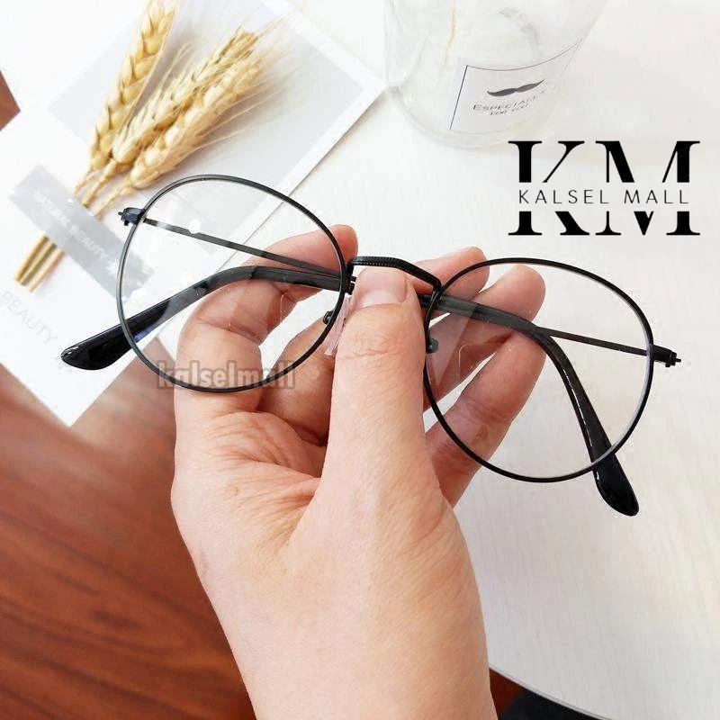 KALSELMALL Kacamata Pria Wanita Artis Kaca Mata Frame Gaya Retro Vintage Bentuk Oval Metal Kecamata Kece Keren Viral Trend Kcamata Putih Transparan Bening Normal Optik Antiradiasi Cateyes Cat Eyes Lonjong Banjarmasin Banjarbaru Balikpapan Samarinda PV16