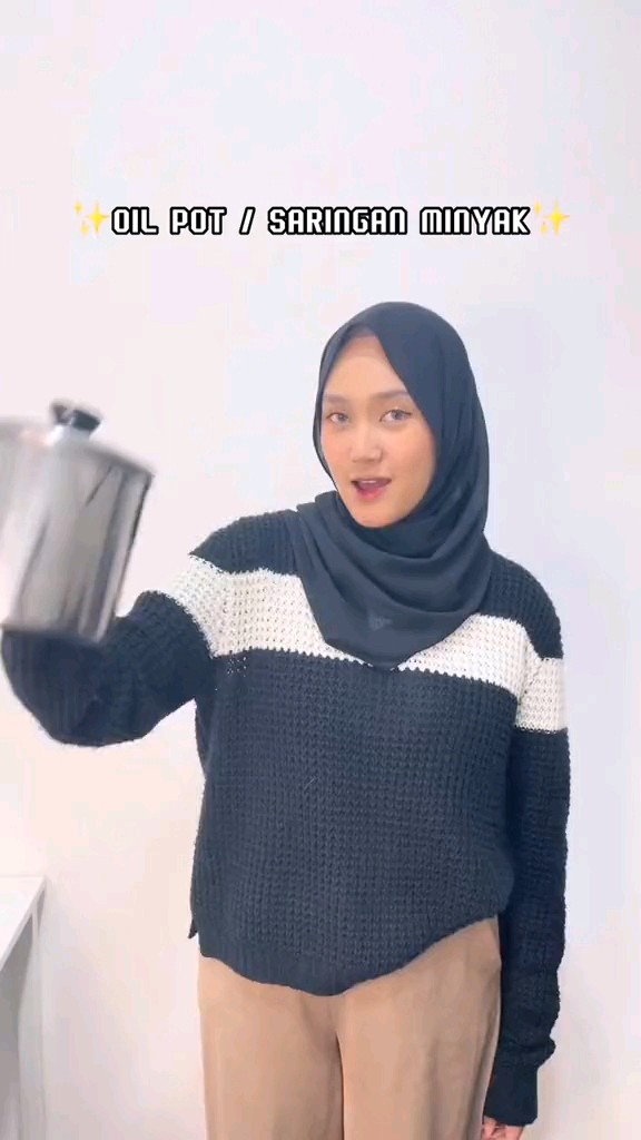 oil pot bundd buat penyaring minyak 👌 di gaskeun bundd😂#oilpot #oilpotsaringanminyak #oilpotstainlesssteel #1111bigsale #1111shopeehaul #shopeevide