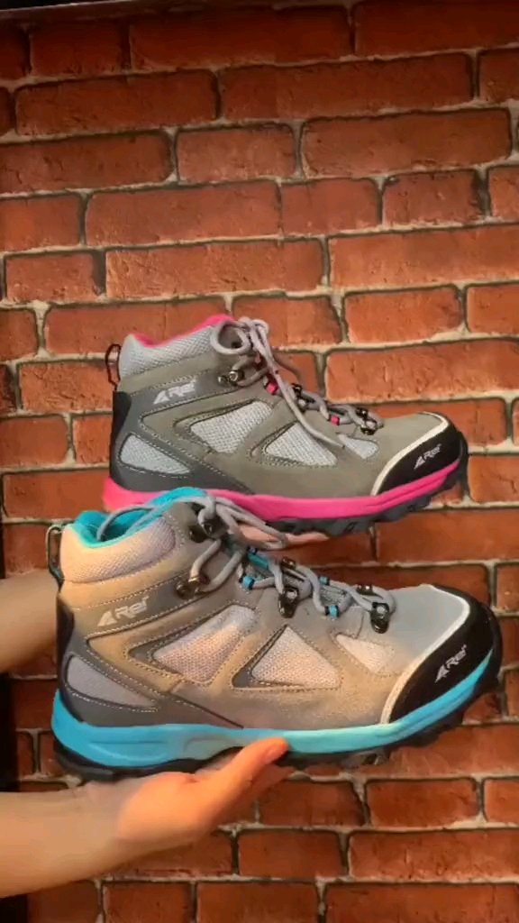 Sepatu gunung Smithsonia shoes Arei 😻😘 #sepatuarei  #sepatuoutdoor #fypage #produkviral #areiproduct #areingersindonesia #areingers #shoppeevideo