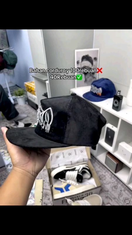 #topi #topicorduroy #OOTDFashionShopee #RacunShopee #RacunShopeeOOTD #RacunShopeeCheck #bismillahfyp #shopeevideo