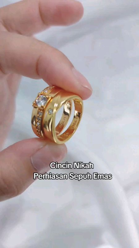 Cincin Couple Titanium Cincin tunangan Model Pasir Garis satu Paling Laris Anti Karat Free Box#ShopeeCOD #SpillBawaBerkah #ViralDiShopeeVideo