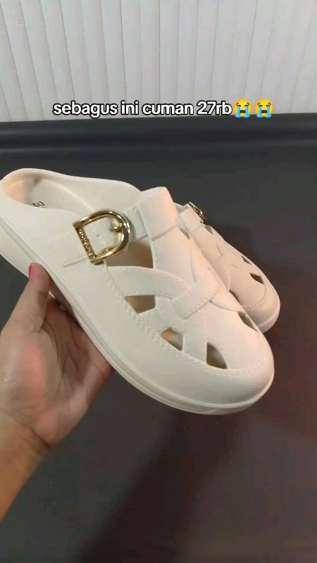 ini jualan apa sedekah siii? #sandalwanita #sandalmurah #sepalsepilbawaberkah #RacunShopee #Diskon50Persen
