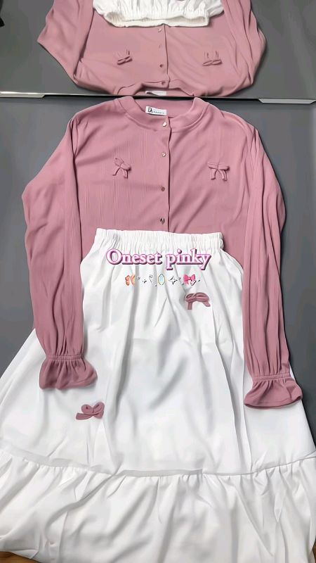 Setelan Kekinian Dan Terbaru One Set Korean Style Simpel Dan Elegant Dengan ( Rok Pita + Blouse Dan Juga Pashmina ) SET TC-135