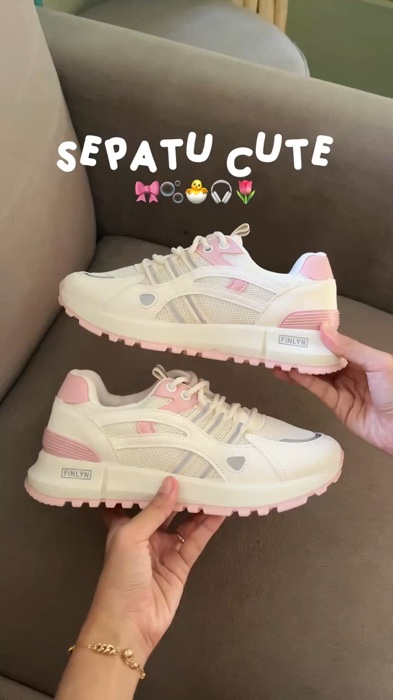 Sepatu cute🎀