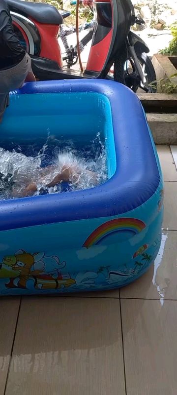 kolam renang anak balon#DiskonRacunShope #SpillRacunShopee #ViralDiShopeeVideo #Diskon50Persen #shopeelooks💗 #kolamrenang #kolamrenanganakmurah