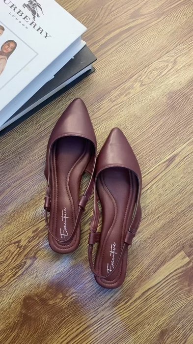 Flatshoes secantik ini😍🍒#flatshoeswanita #kekinian #shopeevideo