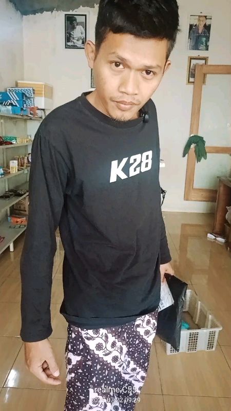 celana Boim batik #CelanaBoim #BatikModern #FashionPria #GayaSantai #nyamandipakai