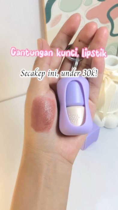 Warnanya cakep, kemasannya super lucuuu ? #implora #implorakeychain #keychainimplora #imploracosmetic #lipstiklucu #BadaiTapiBudget #RacunShopee