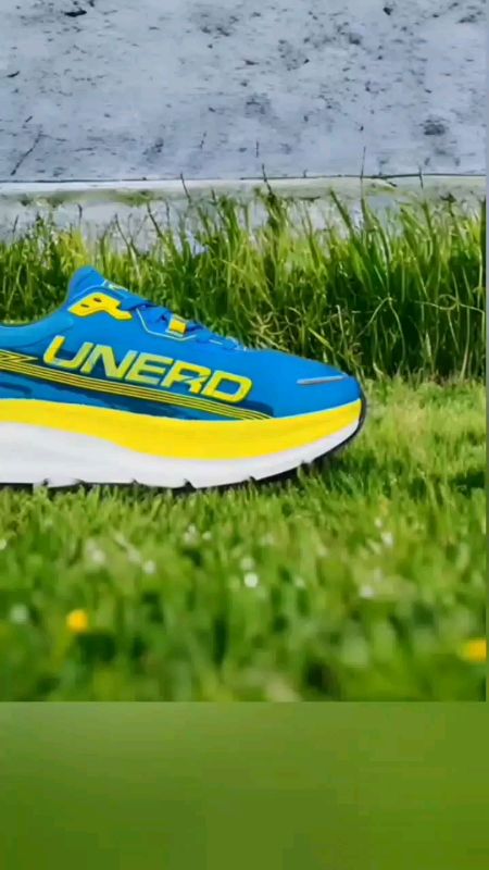 UNERD Sepatu Lari Terbaru.#sepatuolahraga #sepatuwanita #sepatupria #sepatumurah #sepatusneakers #sepatu