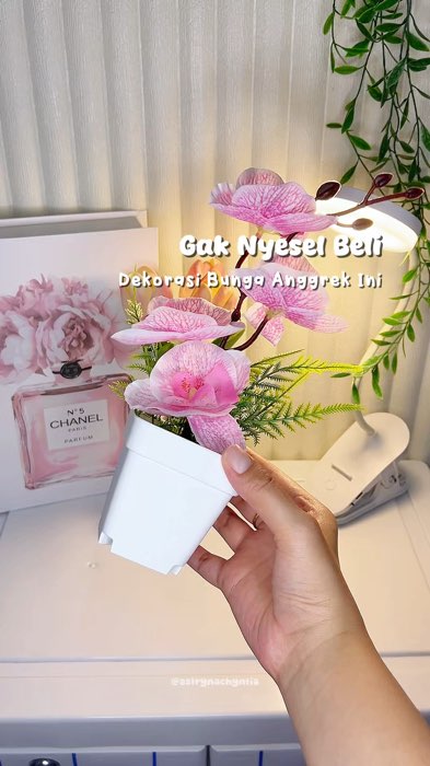 Ruangan jadi cakep maksimal😍#bungaanggrek #anggrekartificial #SpillRacunShopee #SpillBawaBerkah #ViralDiShopeeVideo #PromoNonStop #RacunShopeeCheck