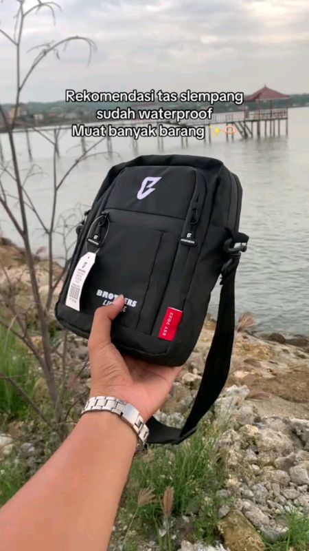 Tas slempang pria tahan air#tas#tasmurahberkualitas #tasviral #taspria #tasslempang