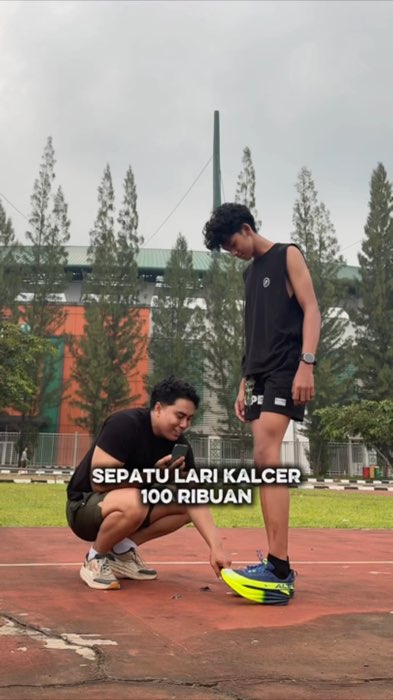 Sepatu running 100 ribuan