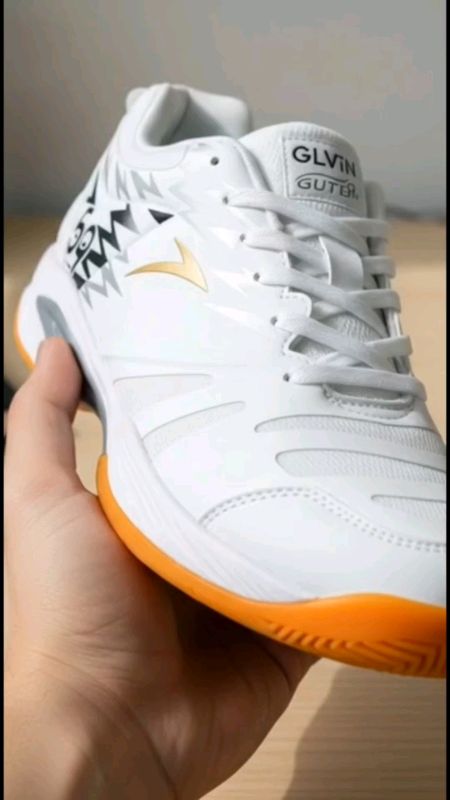 Sepatu Badminton dan Olahraga #sepatubadminton #sepatuolahraga #sepatuglviu #sepatupria #sepatuwanita