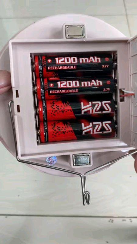 Lampu LED Emergensy H2S terbaru#bahanberkwalitas #ViralDiShopeeVideo #RacunShopeeCheck #BelinyaDiShopee👍 #fypviralツ #fypツ #fyp