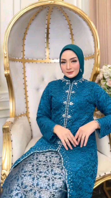 #kebayalamaran #kebayamodern #tiktokviral #kebyalamaran #kebayacantik
