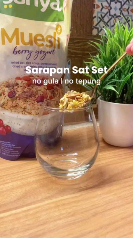 [PROMO 2 Pack] Muesli Safiya Berry Yogurt 1 Kg + Choco Milk 840 gr Sereal Instan#shopeevideo #RacunShopee #SpillRacunShopee #SerealInstan #serealmurah