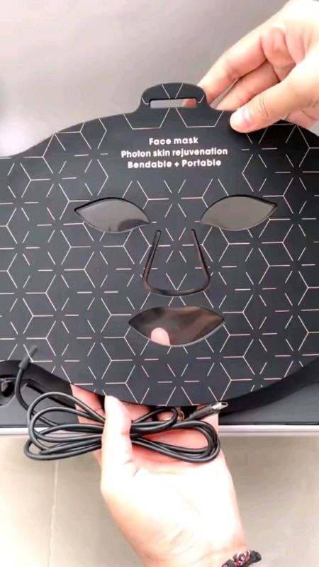 Masker Wajah Sinar Inframerah –LED Infrared Silicone Masker
