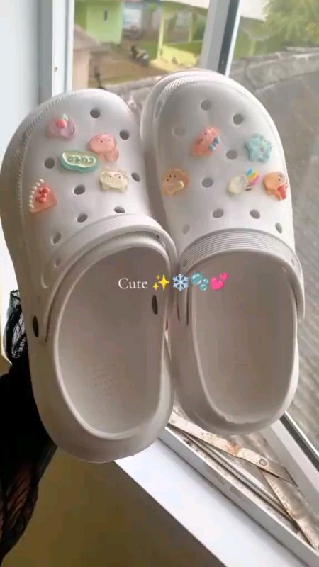 #sandalwanita #sandalmurah #sandalkekinian #ViralDiShopeeVideo #OOTDFashionShopee #ShopeeLook #GratisOngkirRP0 #GakNyeselBeliIni #buruancheckout #fyp