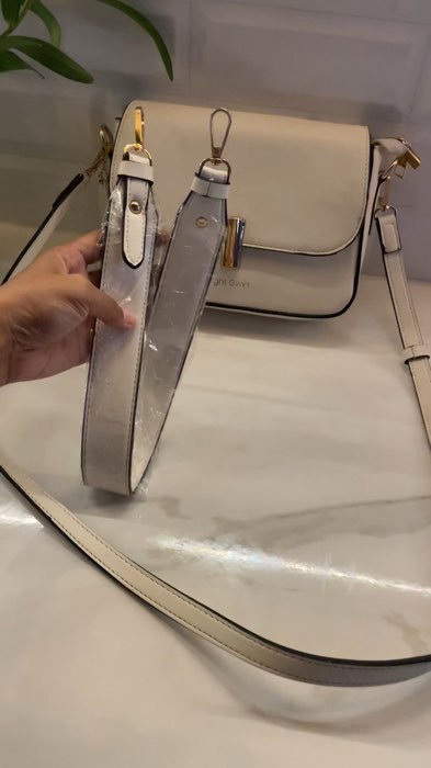#taswanita #tasmewah #tasmurah #tas #tasselempang #tascantik #taskekinianmurah #taswanitamurah