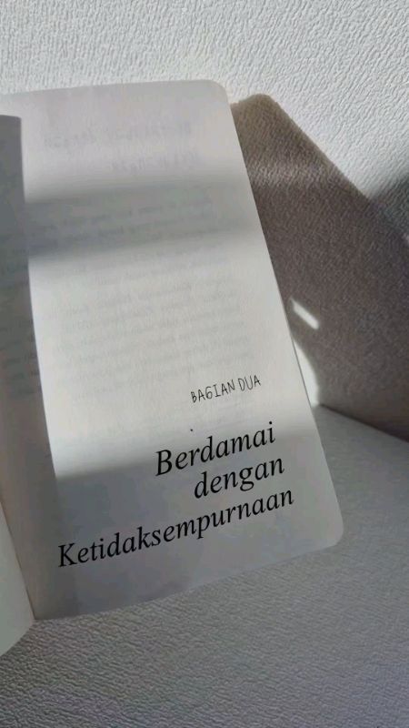 berdamai🥹 #bestseller #bukuselfimprovement  #bukuberdamaidengandirisendiri #buku #selfreminder #bismillahfyp #fyp  #fypシ #fypdongggggggg #bukuviral #