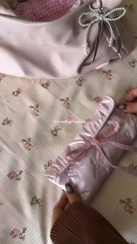 wadah kacamata coquette #coquettegirl #wadahkacaserbaguna #wadahkacamatacantik #RacunShopee #ViralDiShopeeVideo #GratisOngkirRP0 #GakNyeselBeliIni#fyp