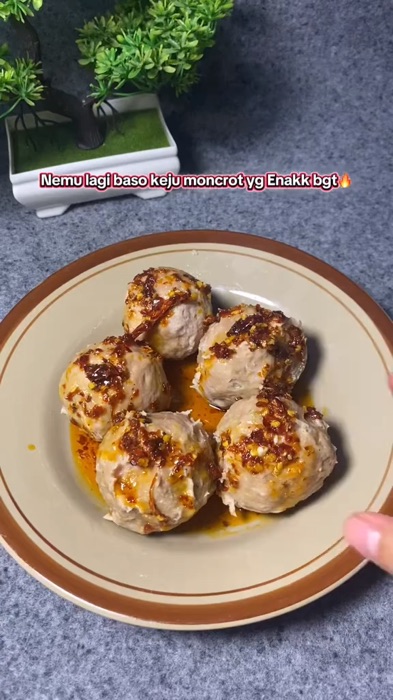 #basokejumuncrat #basokejulumer #baso #makananviral #cemilanviral #RacunShopee #shopeevideo #cosekarangjuga🛍️ #fyp