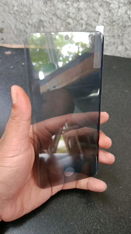 Anti Gores Privacy Glossy khusus layar lengkung suport fingerprint di layar #temperedglass #tg #antigores #antispy #screenprotector #pelindunglayarhp