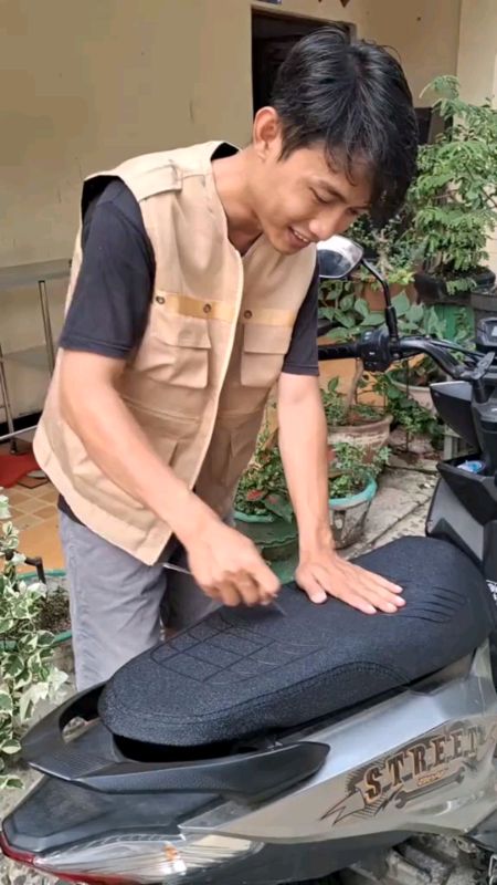 jok motor anti cakar kucing,anti slip dan anti air#jokmotor #anticakarkucing #antislip #lagipromo #HanyaDiShopeeVidio🥳 #CODCekShopee