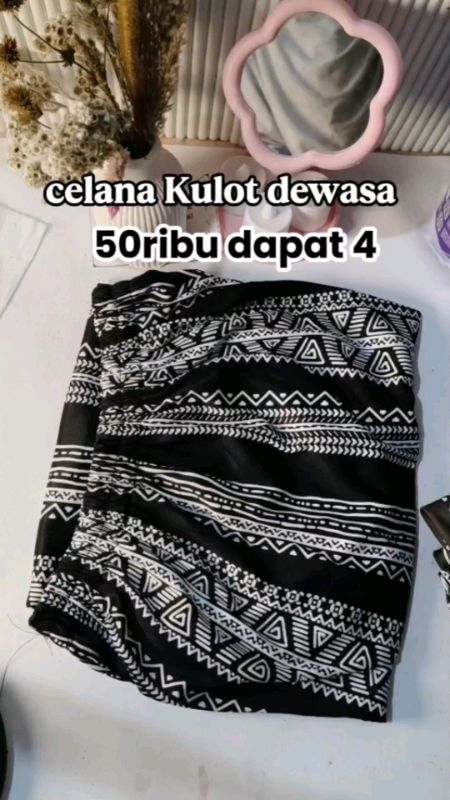 50 ribu dapat 4#celanakulot #Diskon50Persen #PromoNonStop #ShopeeLook #fitcheck #celanakulotmotif #celanamurah #RacunShopee #SpillBawaBerkah