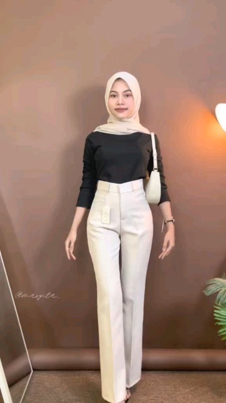 #bajumurah #bajukekekinian #bajuterbaru #blousekorea #PromoNatalDanTahunBaru