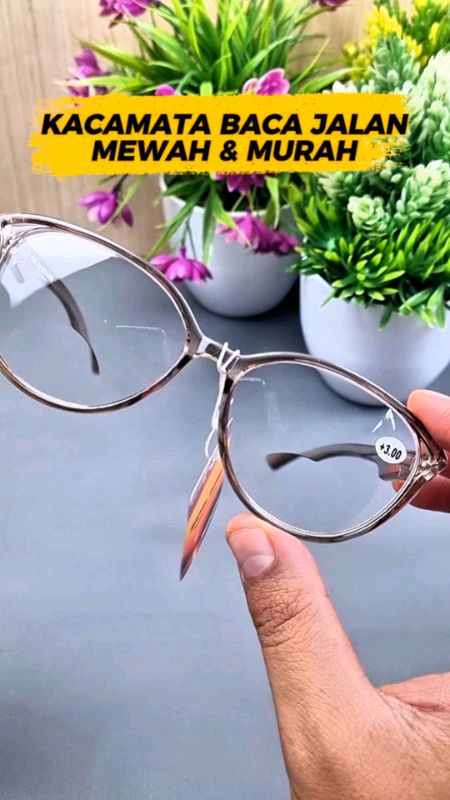kacamata baca dan jalan #RacunShopee #ViralDiShopeeVideo #ShopeeCOD #PromoNonStop #GratisOngkirRP0