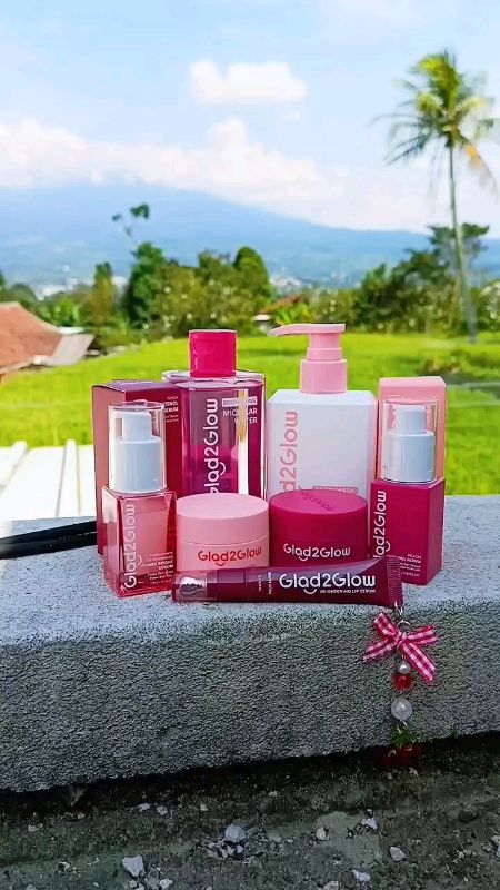 Yuk Cekot sekaranggg Promo Desember #shopeevideo #glad2glow #skincare #perawatanwajah  #glad2glow #g2g #paketg2glowmurah #PromoNonStop