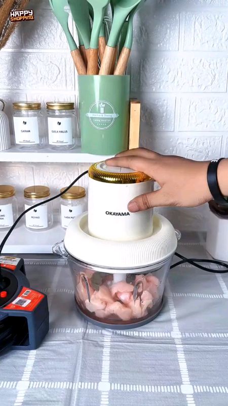 Food Chopper Blender 2L OKAYAMA #GratisOngkirRP0 #Diskon50Persen #ShopeeCOD #TermurahDiShopee #ViralDiShopeeVideo #BadaiTapiBudget #RacunShopee