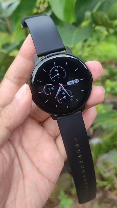 Smartwatch stylish #ShopeeLook #RacunShopee #ViralDiShopeeVideo #ShopeeCOD #smartwatch