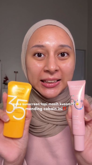 kupas tuntas sunscreen brightening wardah! kamu tim kuning atau pink nih?? #sunscreen #sunscreenwardah #ShopeeBeautyHaul #sunscreenmurah