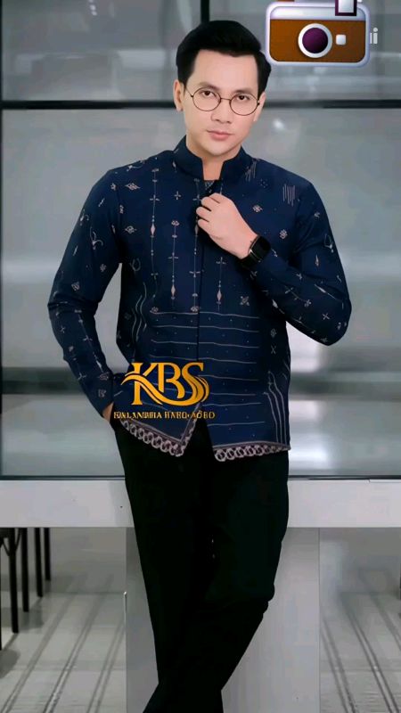 kemeja batik pria dewasa..cocok untuk acara formal maupun non formal..#batikpria #kemejamurah #kemejaformal #kokopria @#RacunShopee @#cod