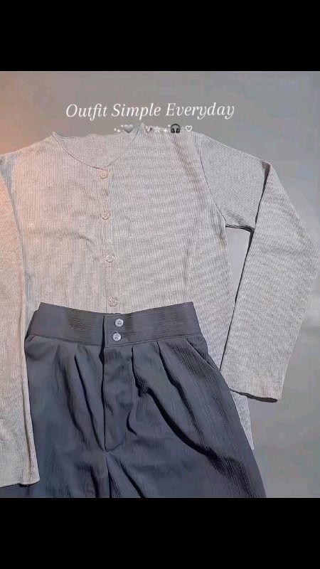 edisi warna grey🩶#ootd #outfitinspo #cardiganknit #celanaknit #simpleoutfit #ootdcardigan #celanahighwaist #SpillBawaBerkah #RacunShopeeOutfit #fypp