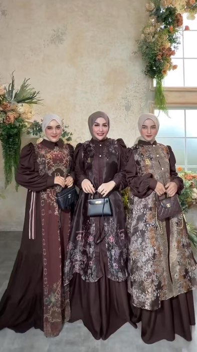 Keluaran best seller semua.. Bunda suka yg mana nih? Yuk langsung dapatin cek out harga terbaiknya sekarang! 😍🫶 #outfitlebaran2026 #ellyarsy