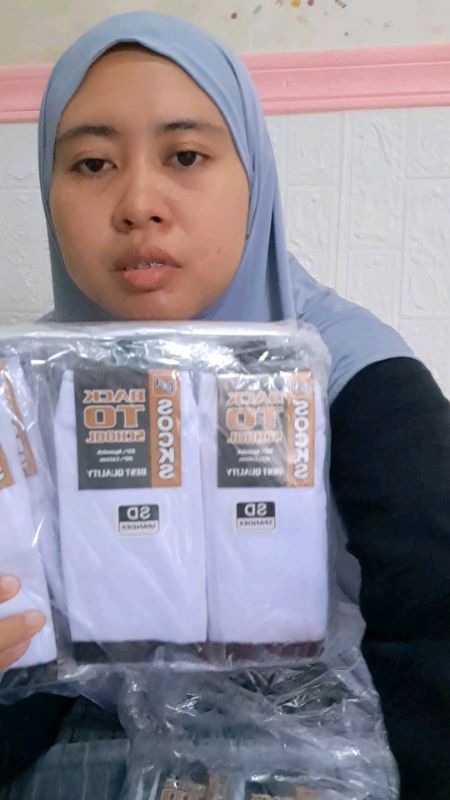 grosir kaos kaki SD SMP SMA Murah #grosirkaoskaki #kaoskakisekolah #kaoskakimurah #VidioViralDiShopee #CODinApa #RacunShopee #SpillRacunShopee #fypシ