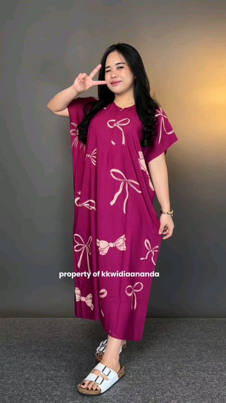 Rekomendasi daster favoritku ✨ Motif pita yang lucu, potongan jumbo gak bikin gerah. Cocok buat di rumah atau santai #dastermurah