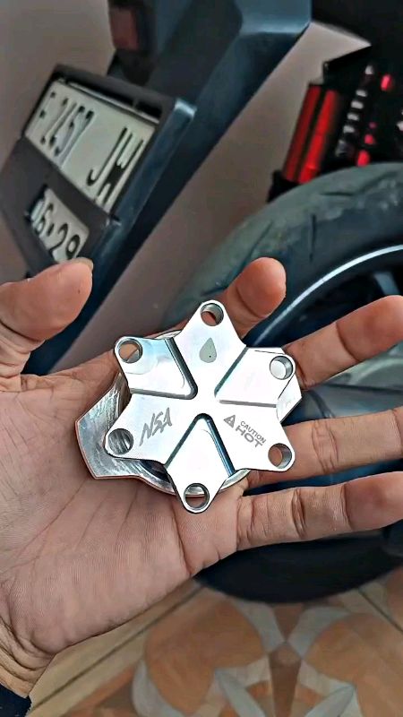 NSA COVER RADIATOR CNC ALUMINIUM BILLET VARIO AEROX PCX TUTUP RADIATOR BILET. #nsacoverradiator #nsaautopartsofficial #ShopeeCOD #shopeevideo #nsaperf