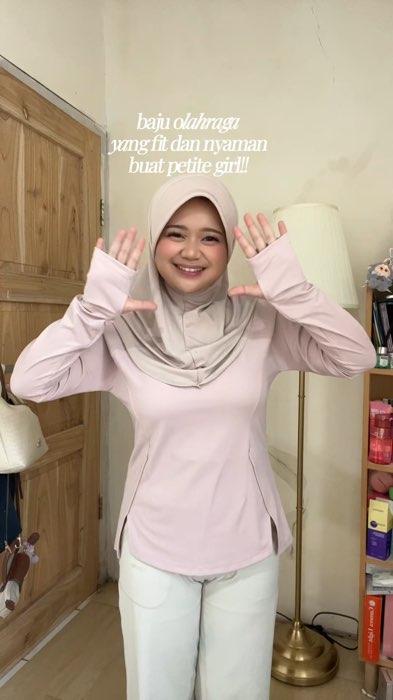 baju buat olahraga yang fit tapi tetep nyaman!! #petitefashion #bajuolahraga #Reytorrm #fyp