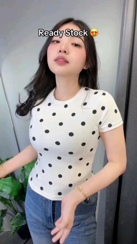 #kaoswanita #kaospremium #kaospolkadot #kaosviral #kaosslimfitwanita #atasanwanita #atasankekinian #ViralDiShopeeVideo #RacunShopee