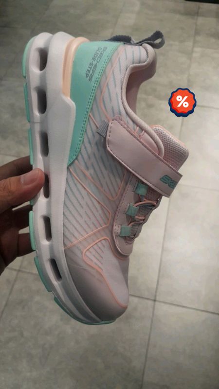 TERBARU ! #RacunShopee  #SpillBawaBerkah #ViralDiShopeeVideo  #DiskonRacunShopee #Diskon50Persen #ShopeeFashionHaul #skechers #sepatu  #ShopeeCOD #fyp