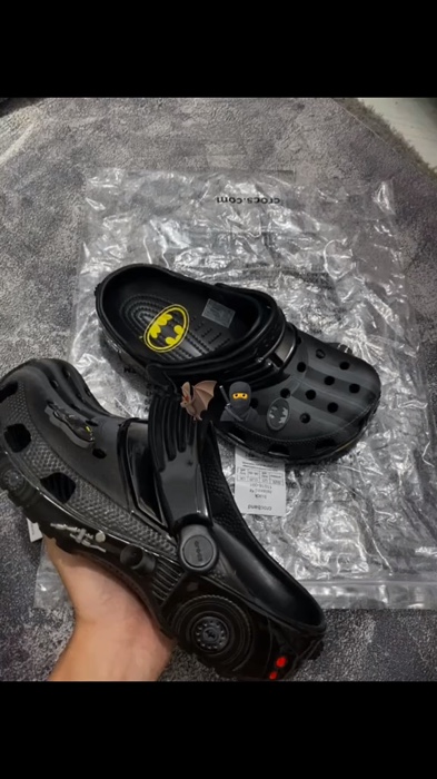 Bauh cakepp 🦇💥#sendalunik #sendalviral #sandalkekinian #sendalviral #RacunShopee #SpillRacunShopee #ShopeeFashionHaul #ShopeeHaul