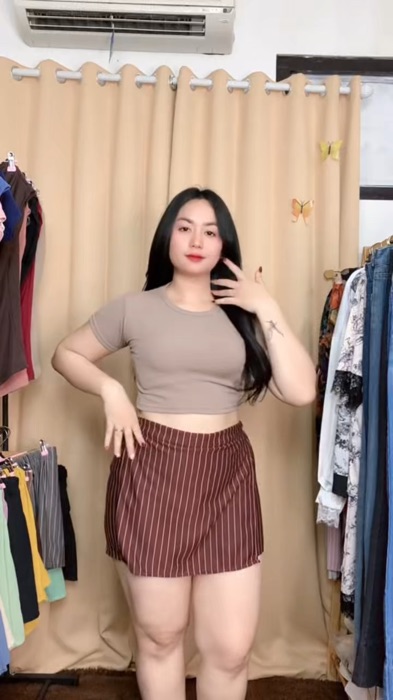 Rok celana juga ada yg motif loh km udh punya blum?