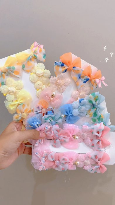 Jepit rambut anak lucu dengan beberapa variasi warna 😍 buruan checkout 🛍️💗#DiskonRacunShopee #fyp #wibgajian #jepitrambutanak #jepitrambutmurah