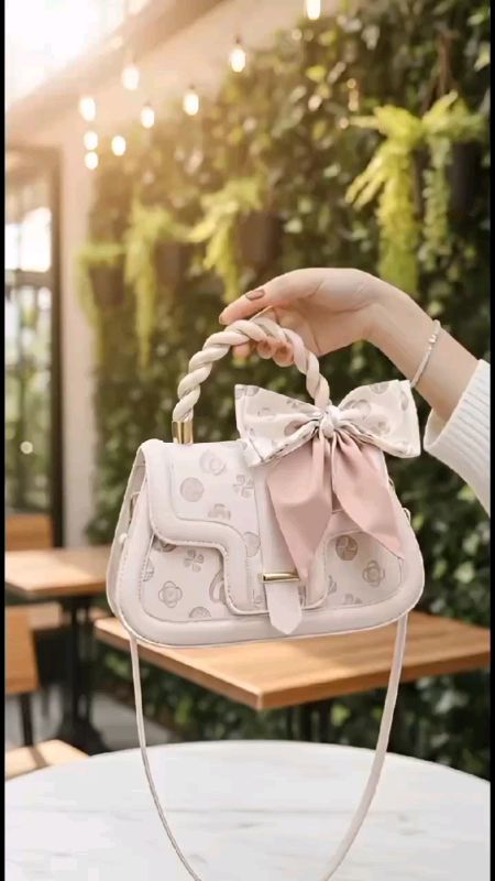Rekomendasi buat yang nyari model tas yang ga pasaran nih, premium bgt #taskekinian #tasviral #tasestetik #taspink #taspremium