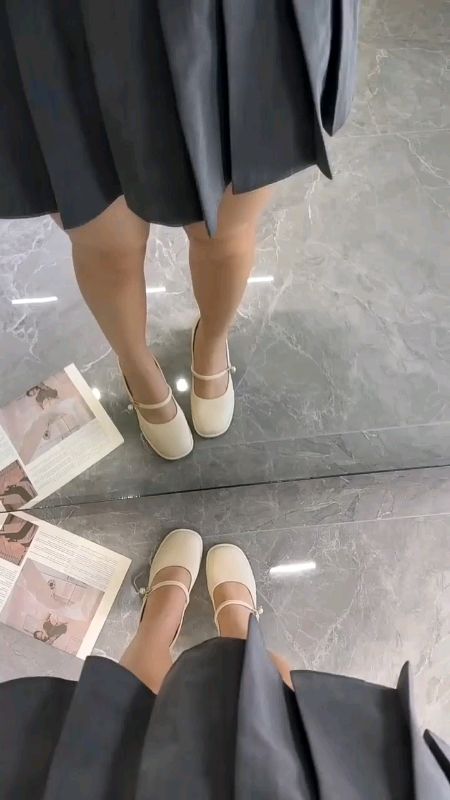 #highheels  #heelswanita #koreanheels #sepatuheels #RacunShopee #ViralDiShopeeVideo #BeliDiShopeeVideo #koreanstyle #SpillRacunShopee