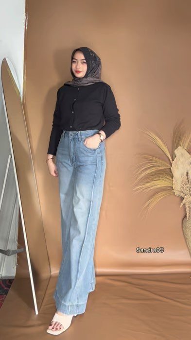 Rekomemdasi celana jeans wanita #celanawanita #celanajeans #jeanshighwaist #jeanswanita #baggypants #baggyjeans #kulothighwaist #jeanskulot #kulot
